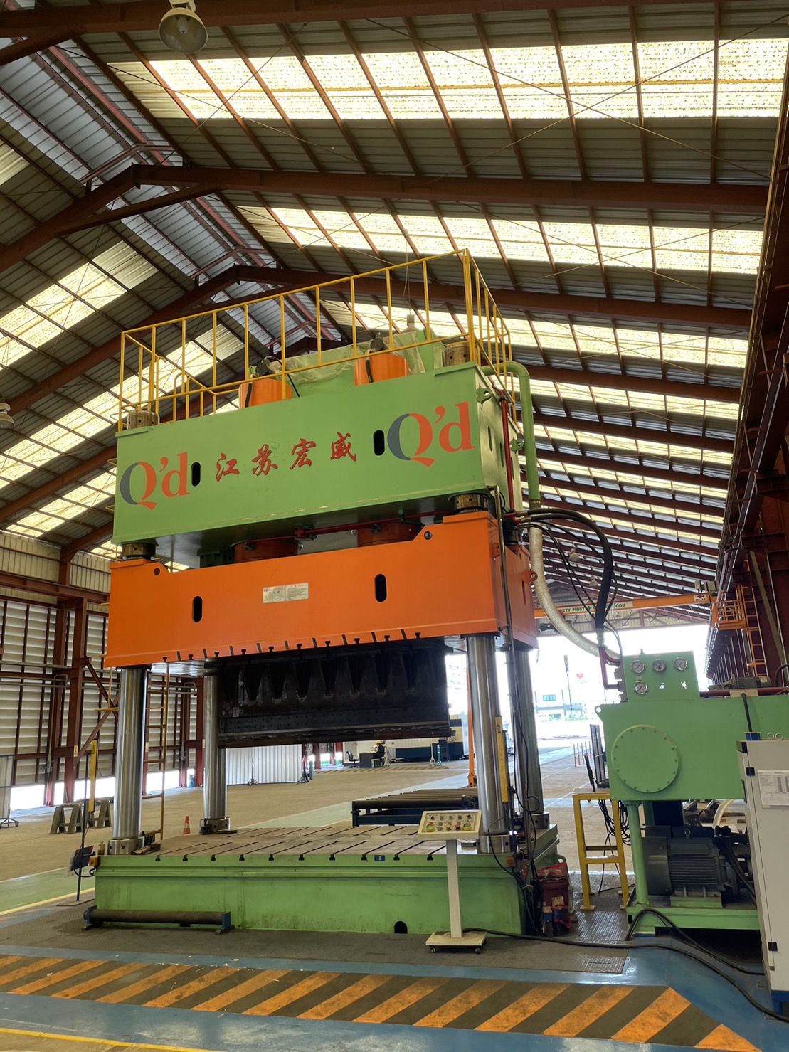 Press 1,000 Tons